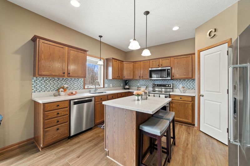 18854 Smith Dr NW, Elk River, MN 55330