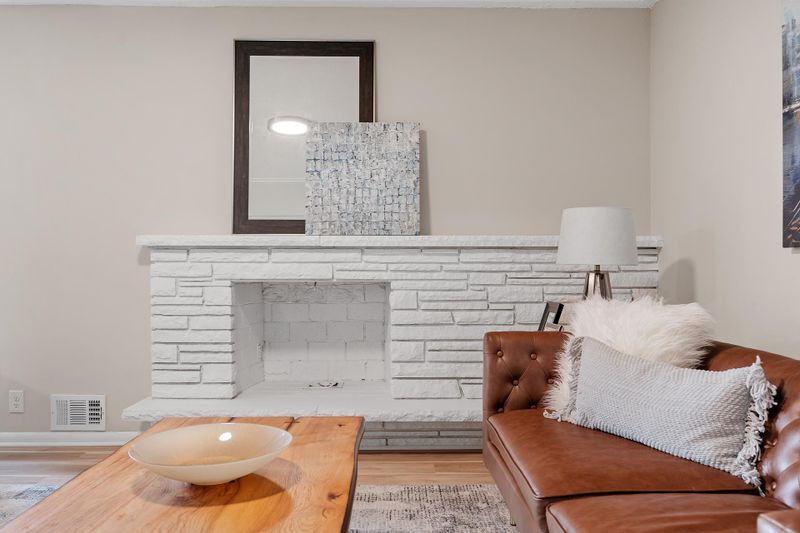6333 Saint Johns Ave, Edina, MN 55424