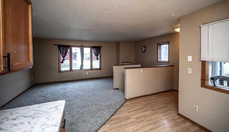 3378 225th St W, Farmington, MN 55024