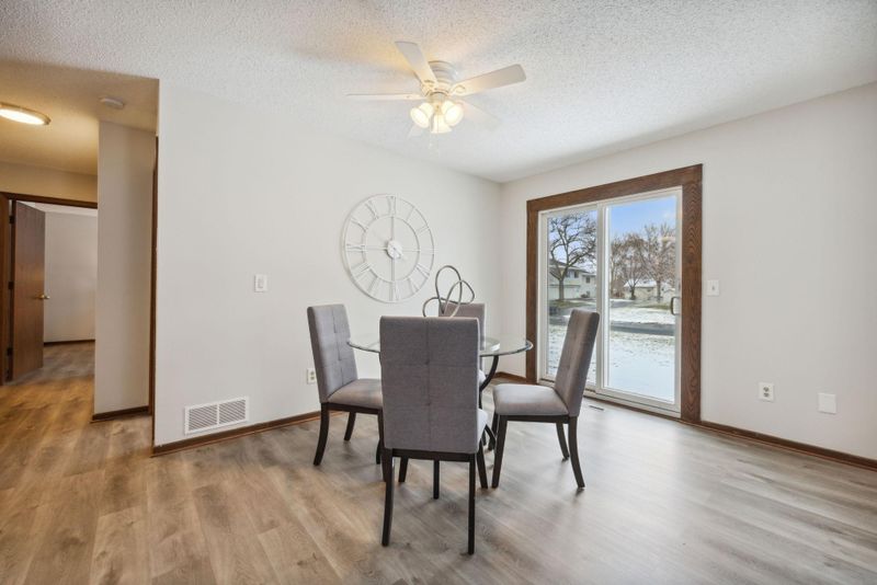 15557 Cornell Trl, Rosemount, MN 55068