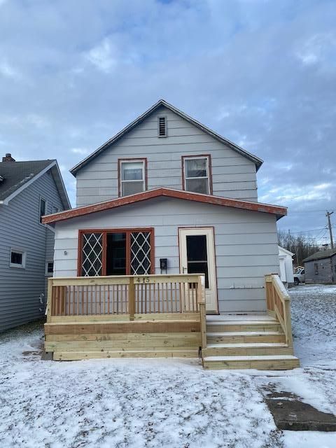 415 2nd St, Nashwauk, MN 55769