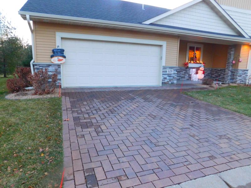 429 Aqua Cir, Lino Lakes, MN 55014