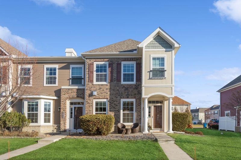 7212 Kimberly Ln N, Maple Grove, MN 55311