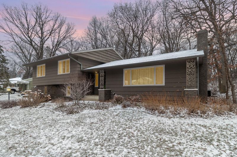 4615 Gaywood Dr, Minnetonka, MN 55345