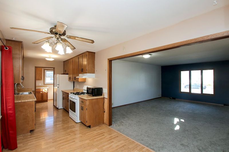 250 Martha St, Stewart, MN 55385