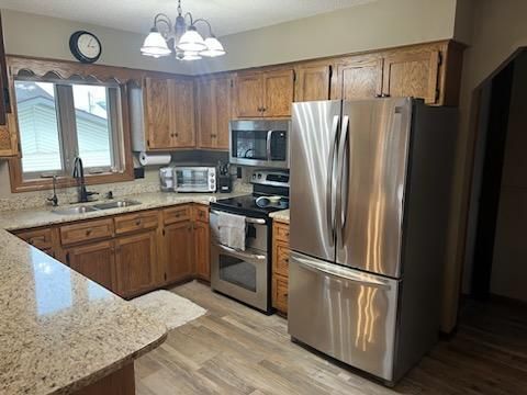 541 Western Ave N, Watkins, MN 55389