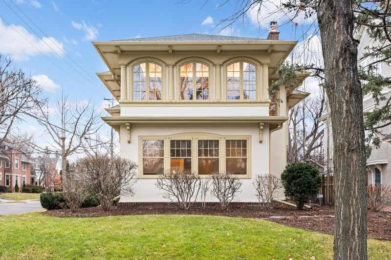1725 Summit Ave, Minneapolis, MN 55403