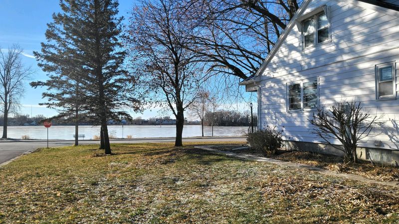 700 7th Ave NW, Waseca, MN 56093