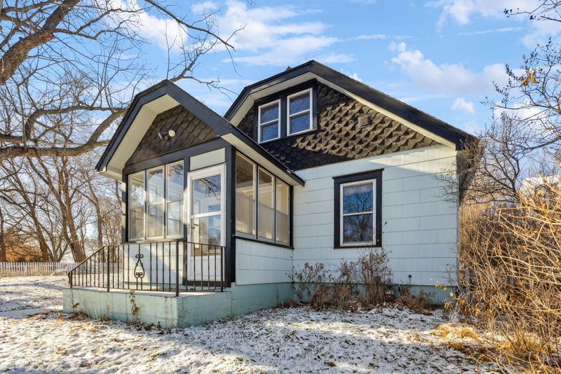 1421 Westminster St, Saint Paul, MN 55130
