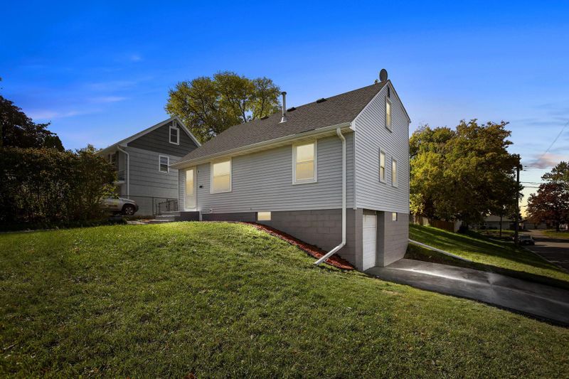 4256 5th St NE, Columbia Heights, MN 55421
