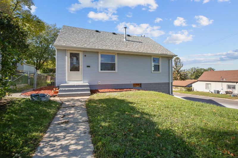 4256 5th St NE, Columbia Heights, MN 55421
