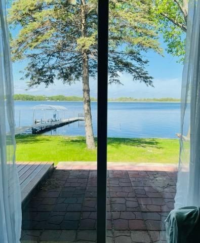 22535 Gateway Dr, Osakis, MN 56360