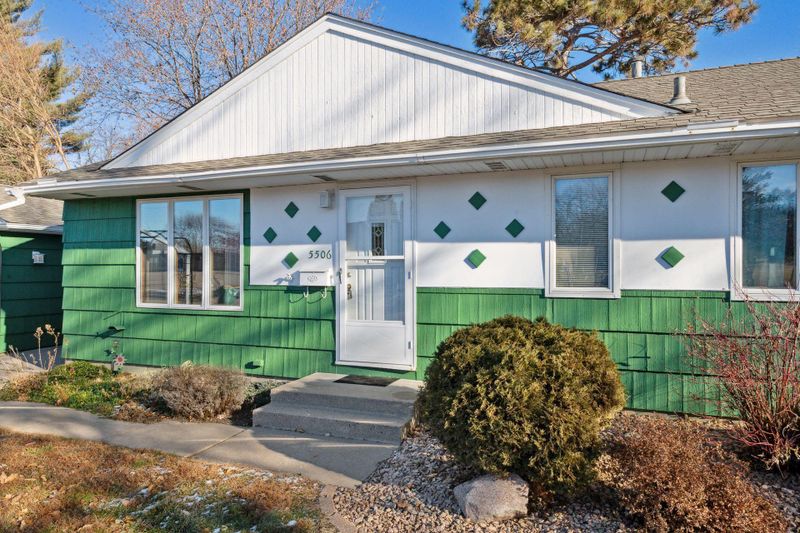 5506 Nevada Ave N, Crystal, MN 55428