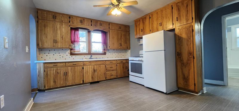 124 Dakota Ave SE, Staples, MN 56479