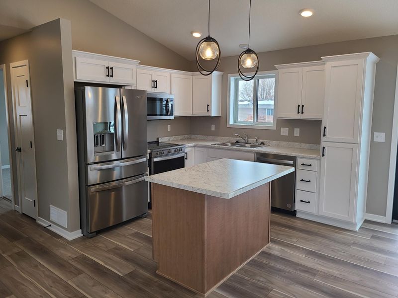 1207 6th Ave SE, Kasson, MN 55944