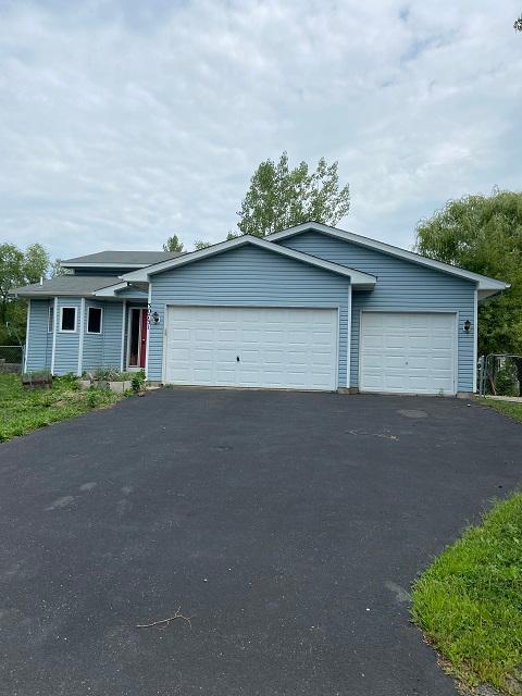 30731 Redding Ave, Shafer, MN 55074