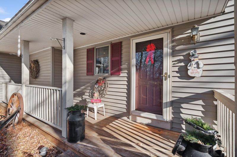 6238 Baldwin Lake Rd, Circle Pines, MN 55014