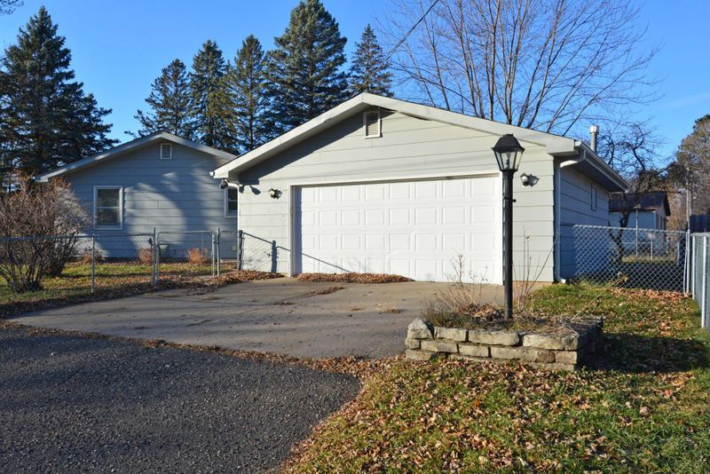 1633 County Road H2, White Bear Lake, MN 55110
