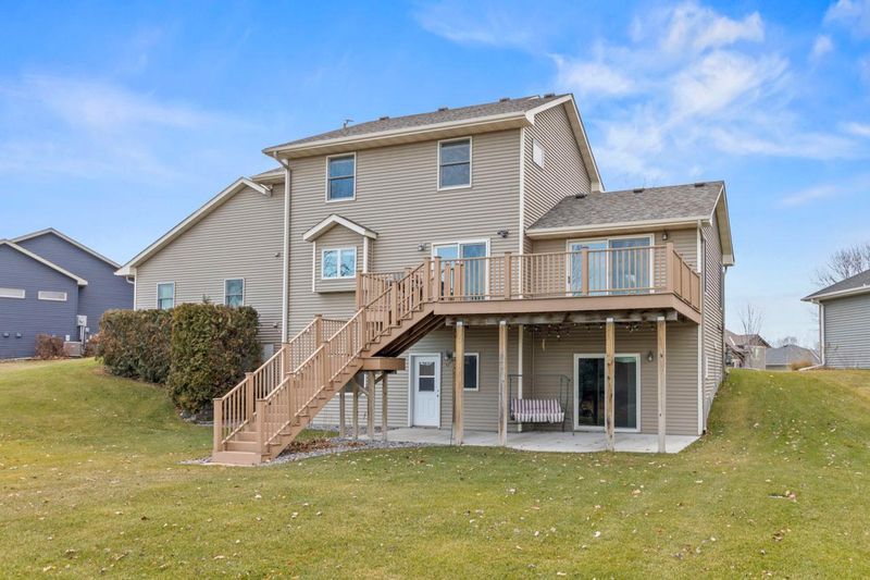 2303 Greenfield Dr E, Northfield, MN 55057