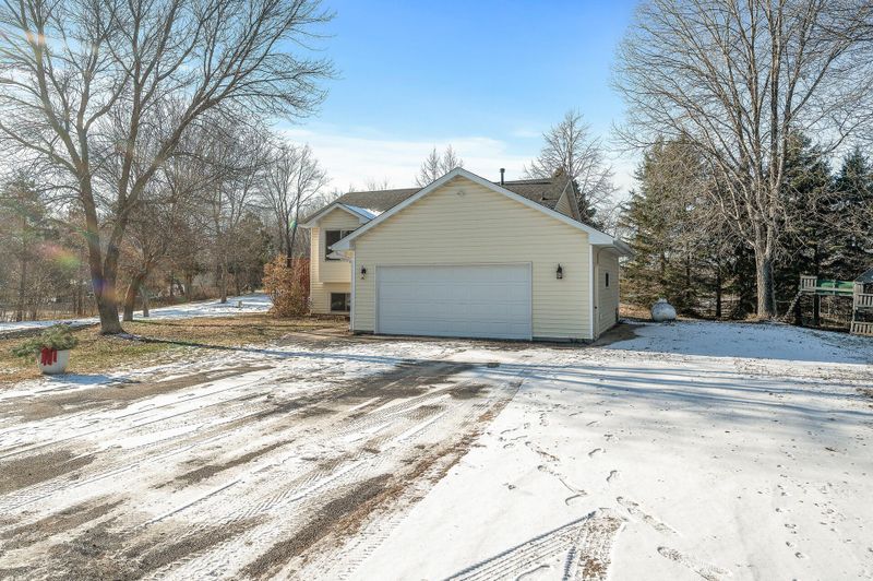 25540 97th St NW, Zimmerman, MN 55398