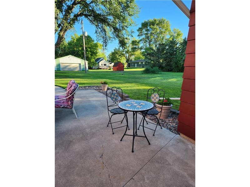303 5th St E, Herman, MN 56248