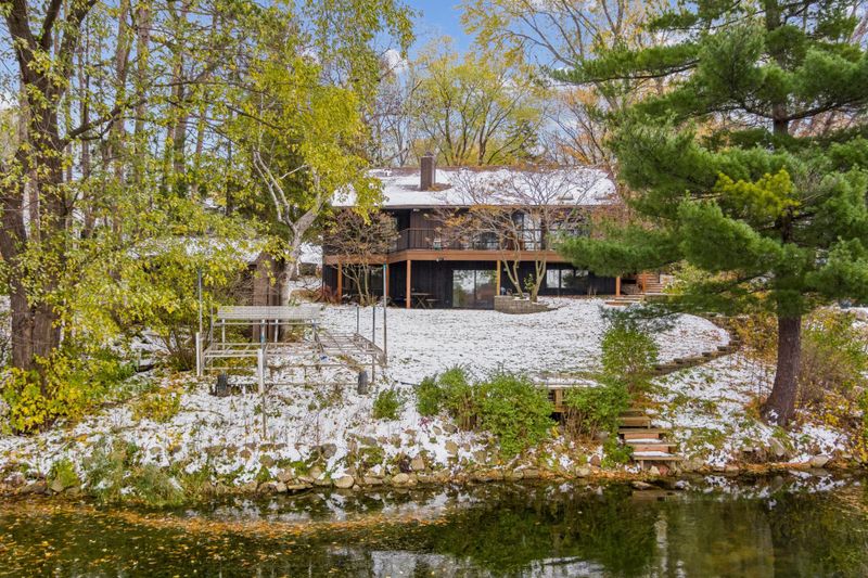 2817 Silver Ln NE, Saint Anthony, MN 55421