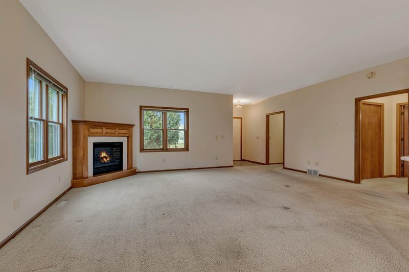 1416 Pondview Ct, Saint Joseph, MN 56374