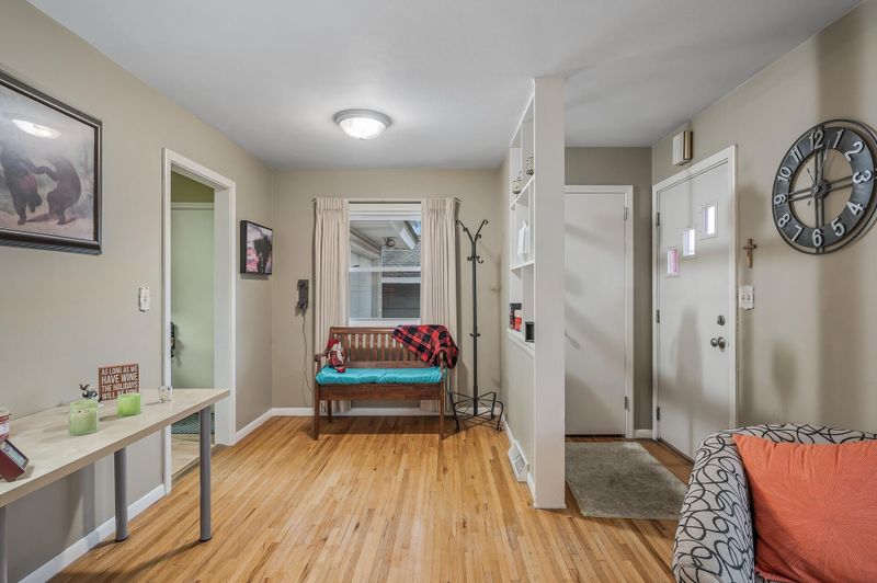 1401 Kilmer Ave, Saint Louis Park, MN 55426