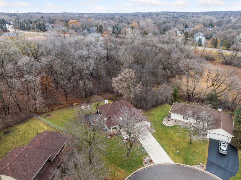 18552 Avon Ct, Eden Prairie, MN 55346