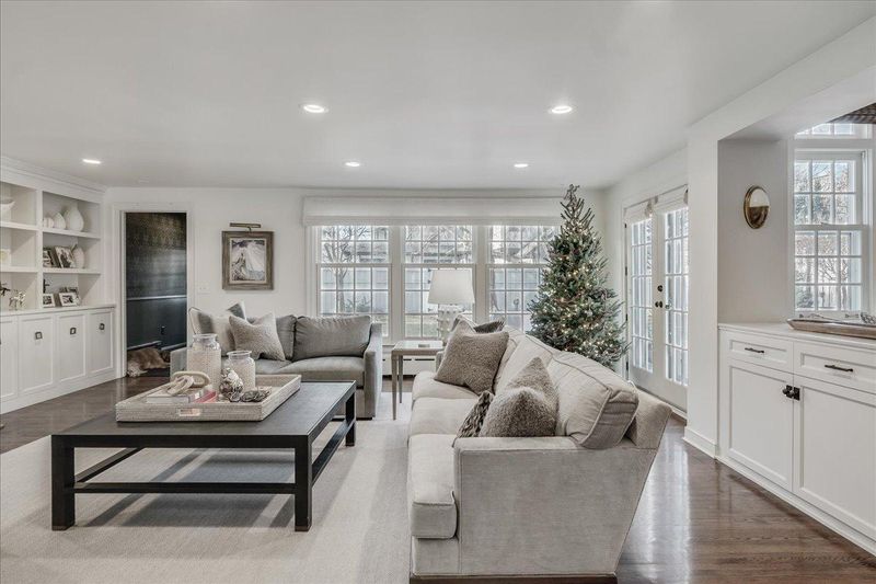 4606 Moorland Ave, Edina, MN 55424