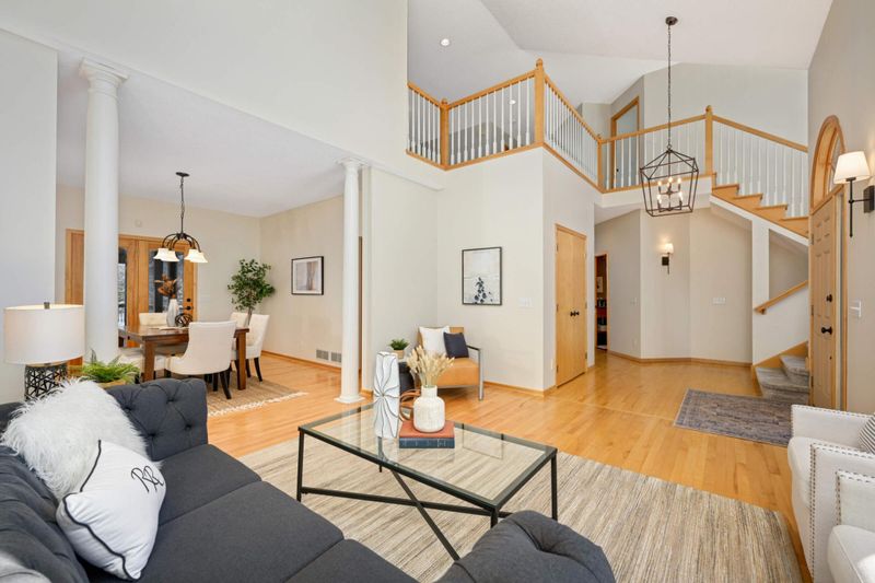 6113 Baney Ct, Minnetonka, MN 55345