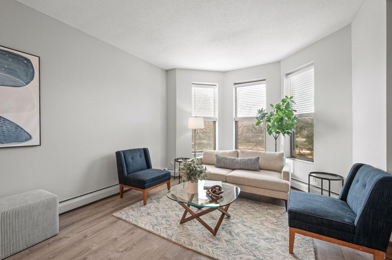 1811 Elliot Ave #2, Minneapolis, MN 55404