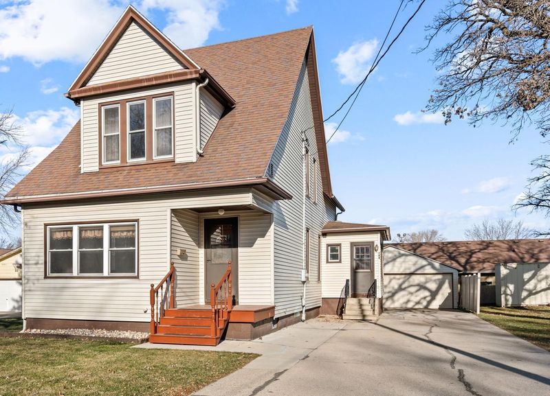 134 Coolidge St, Owatonna, MN 55060