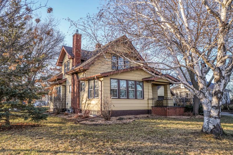 309 4th St N, Kandiyohi, MN 56251