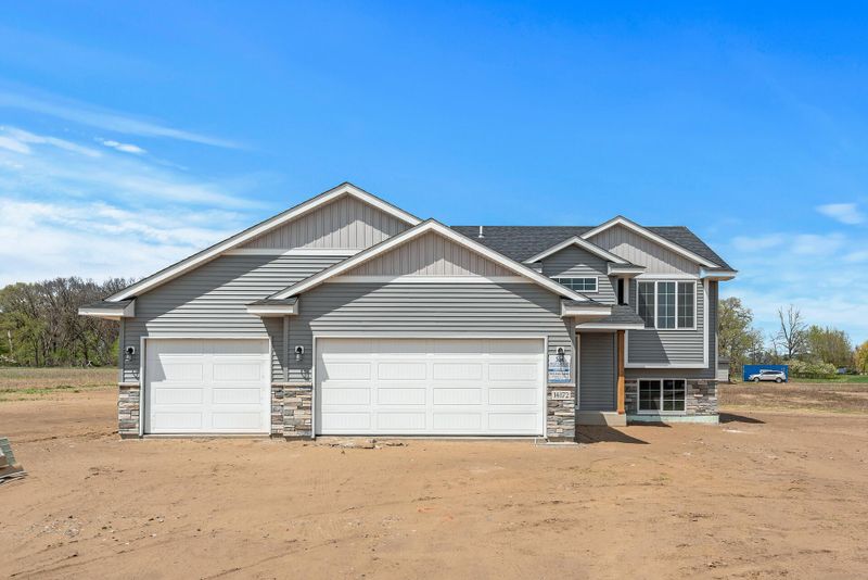 14172 294th Ave NW, Princeton, MN 55371