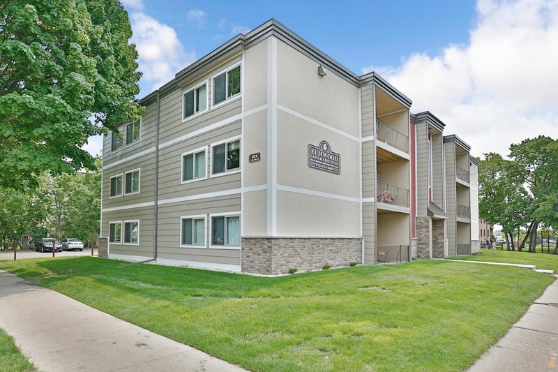 924 17th Ave SE, Minneapolis, MN 55414