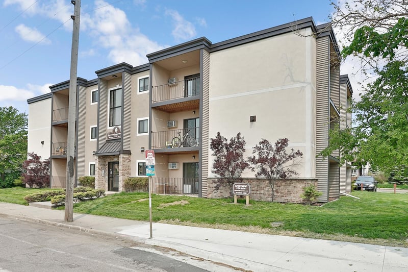 1313 Como Ave SE, Minneapolis, MN 55414