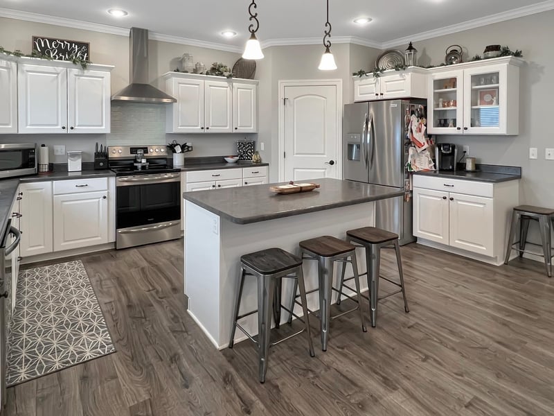 902 Sunrise Blvd, Redwood Falls, MN 56283
