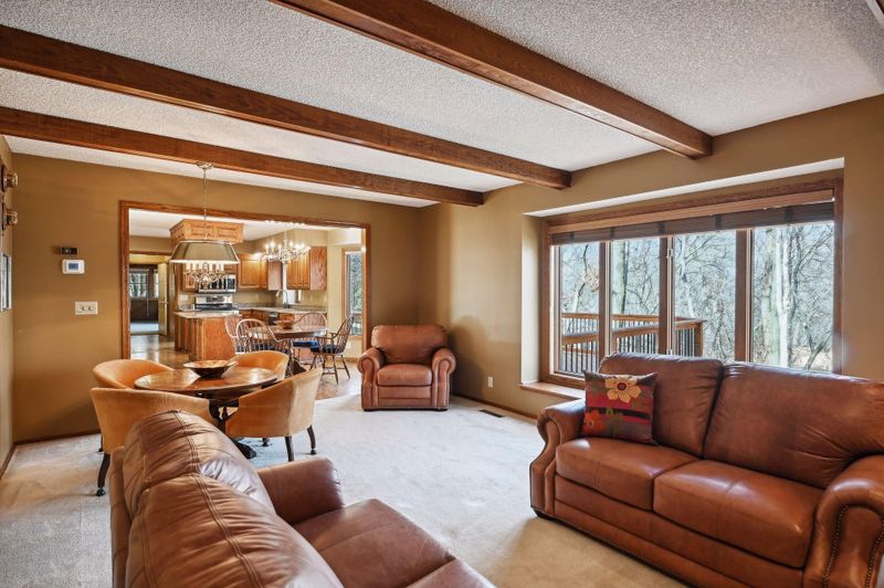 8669 143rd Street Ct, Apple Valley, MN 55124