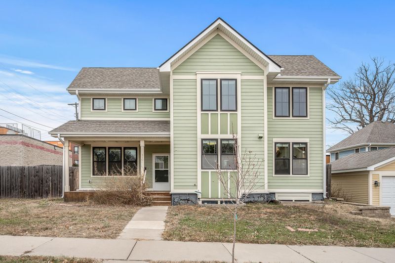 610 31st Ave N, Minneapolis, MN 55411
