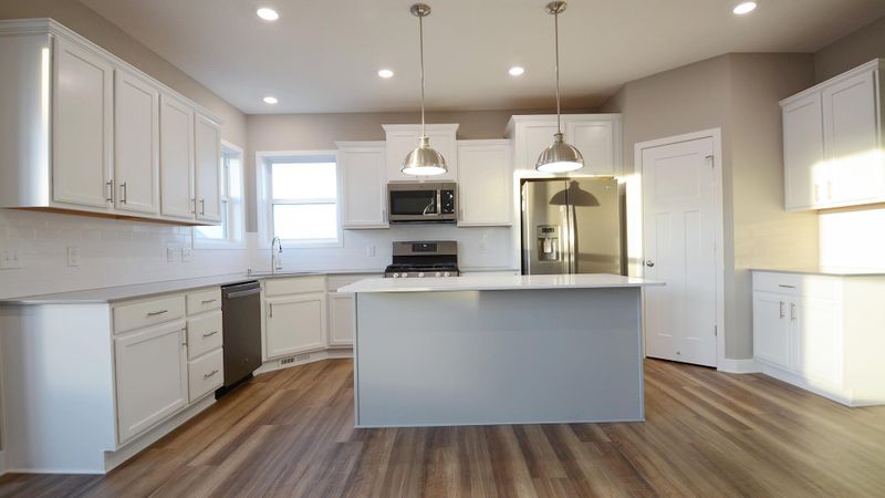 2072 Watermark Way, Lino Lakes, MN 55038