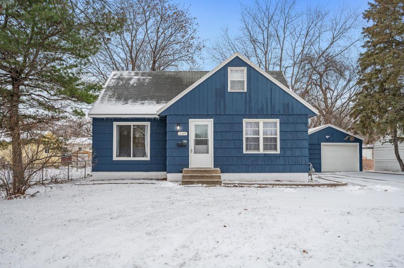 5109 Douglas Dr N, Crystal, MN 55429