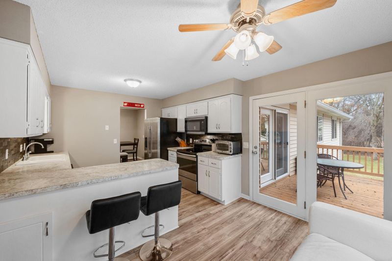 10360 Linnet Cir NW #28, Coon Rapids, MN 55433