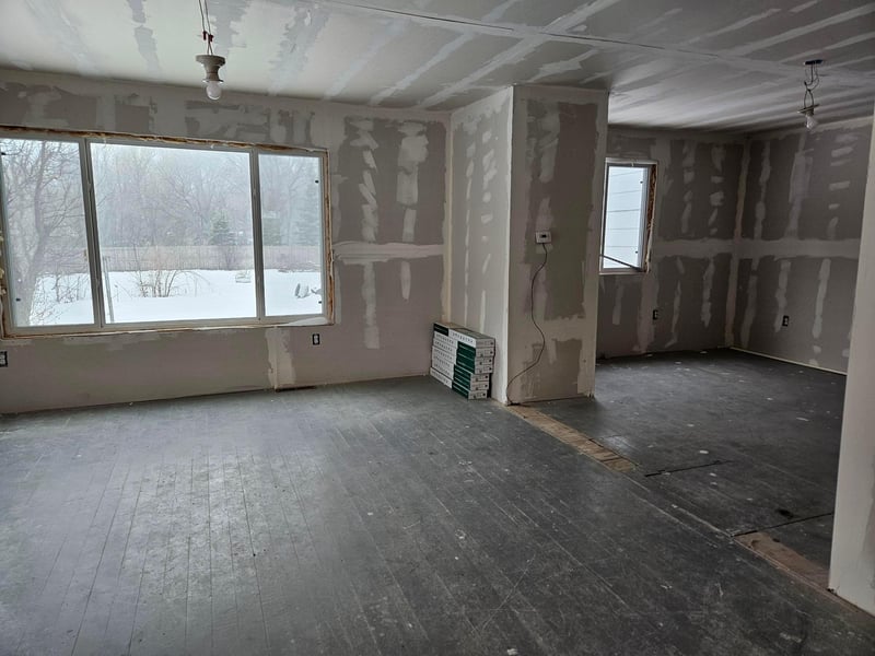 320 W Cross Ave, Warren, MN 56762