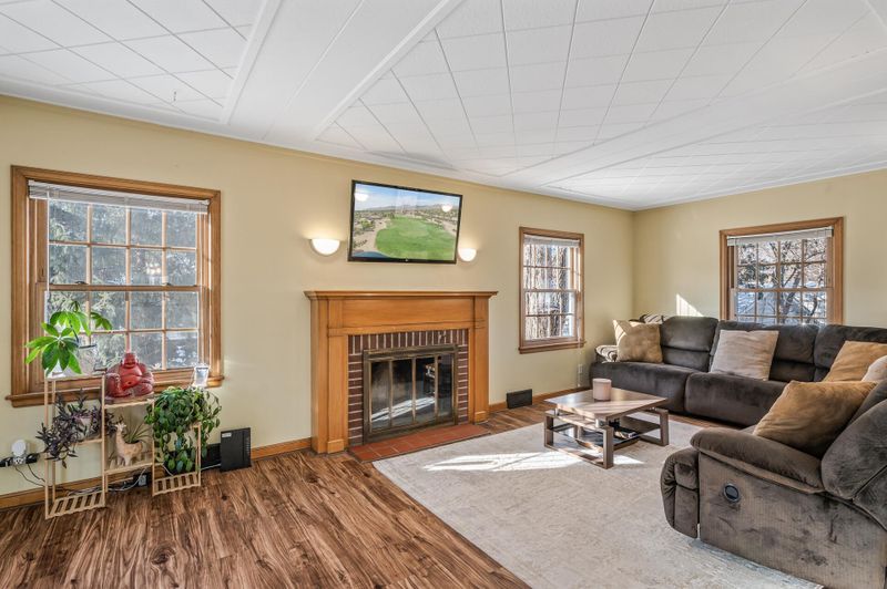 112 Main St W, Cannon Falls, MN 55009