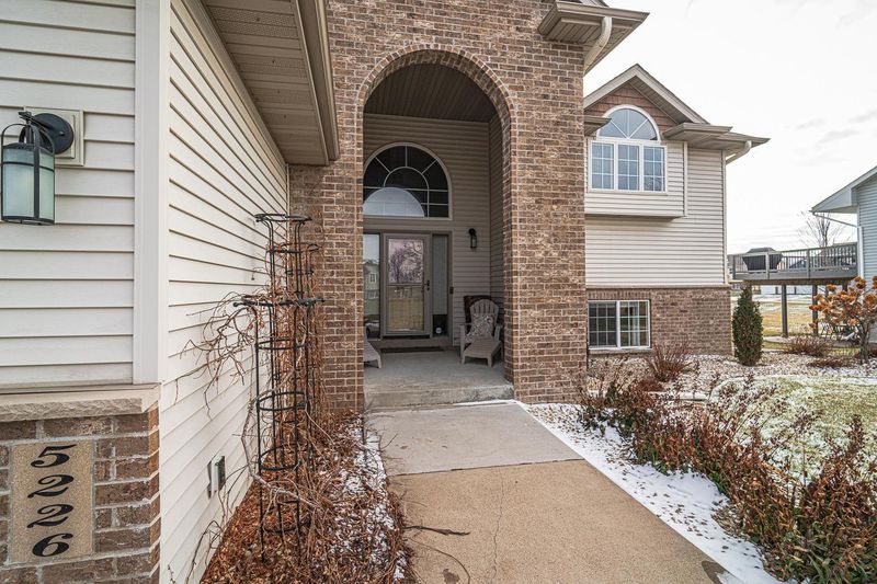 5226 Kali Ct NE, Albertville, MN 55301