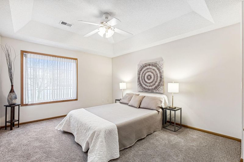 226 Emerson Ave E, West Saint Paul, MN 55118