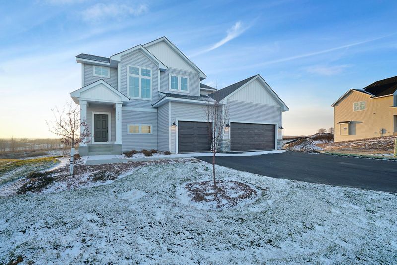 1971 Fallbrooke Dr, Hastings, MN 55033