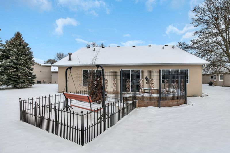 423 Kilkenny Ct, Saint Cloud, MN 56301
