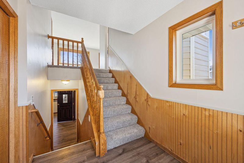 6198 62nd St NE, Albertville, MN 55301